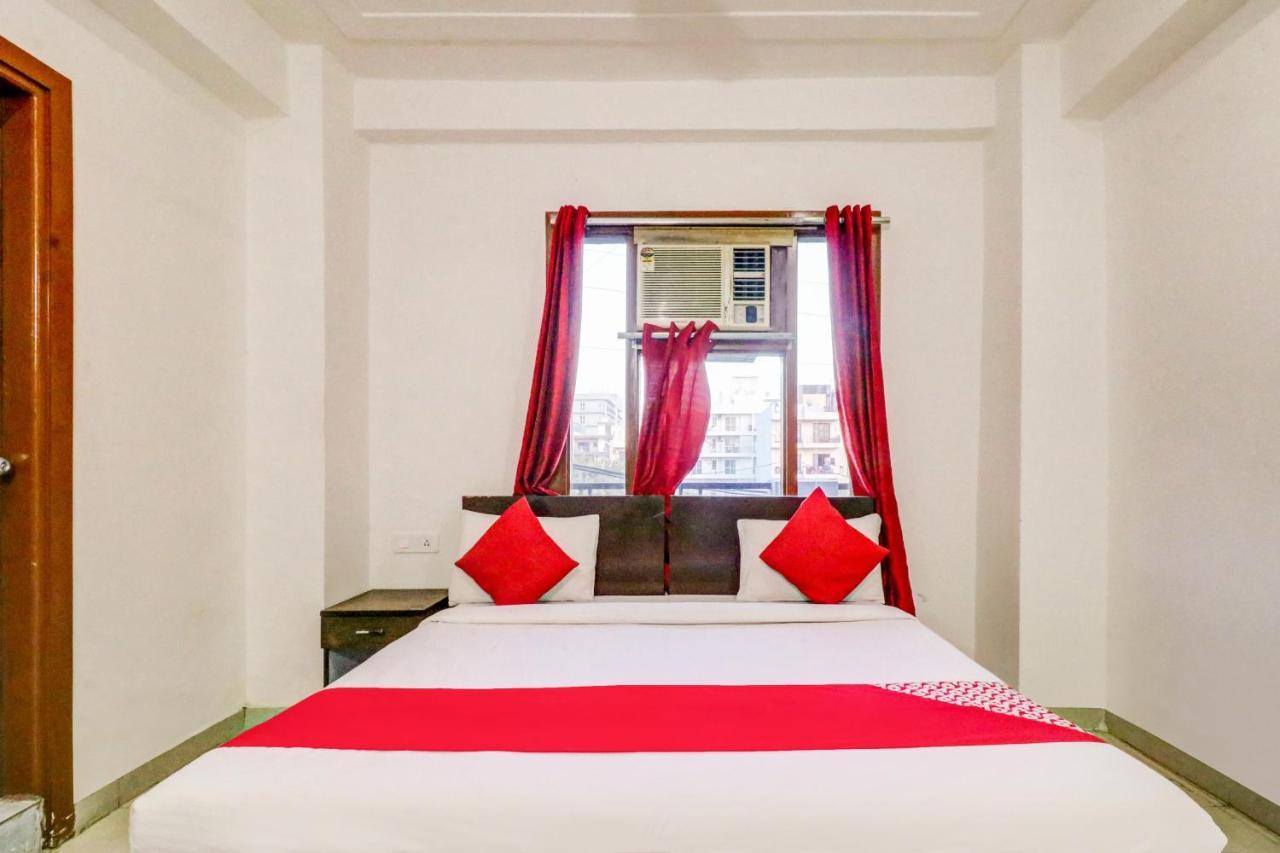 Oyo 71597 The Shivaay Residency Hotel คูร์เคาน์ ภายนอก รูปภาพ