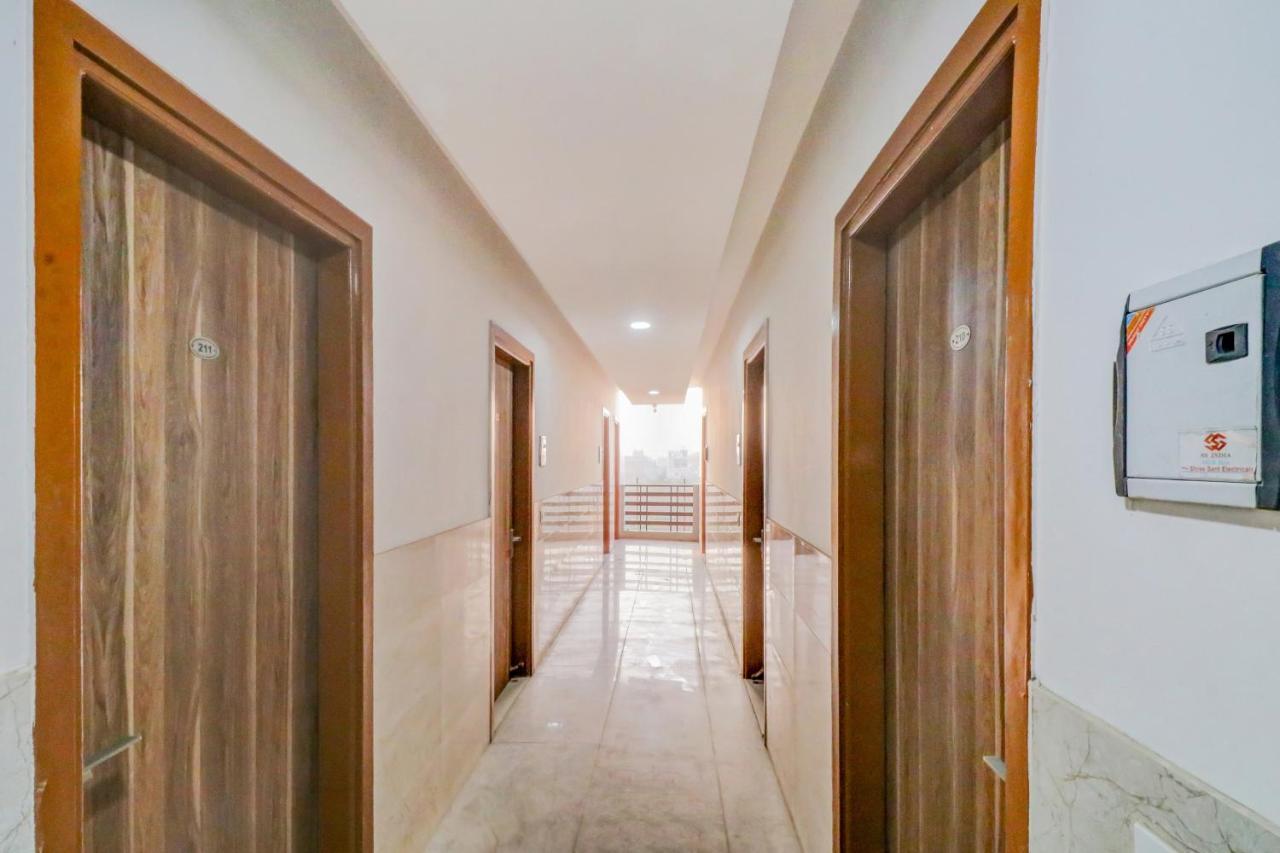 Oyo 71597 The Shivaay Residency Hotel คูร์เคาน์ ภายนอก รูปภาพ