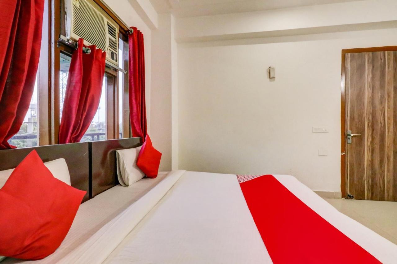 Oyo 71597 The Shivaay Residency Hotel คูร์เคาน์ ภายนอก รูปภาพ