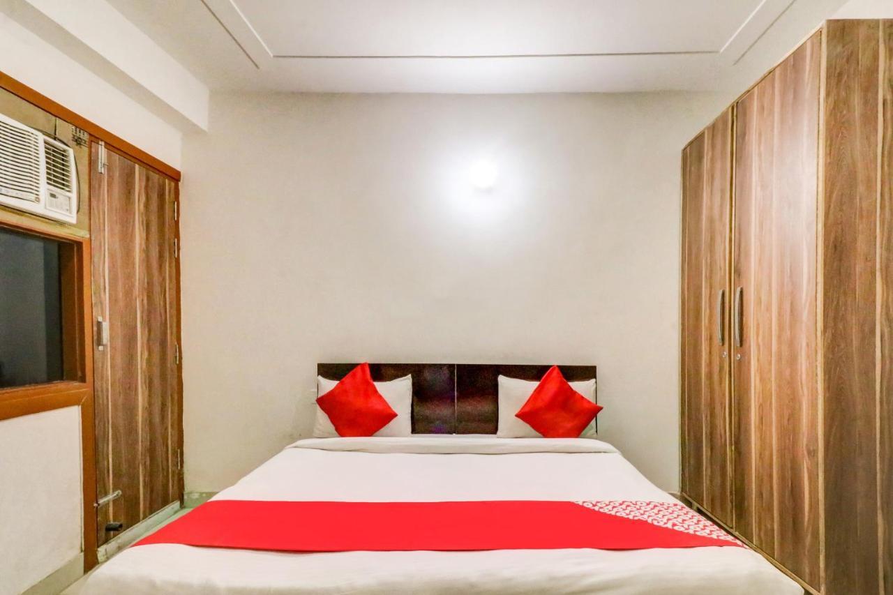 Oyo 71597 The Shivaay Residency Hotel คูร์เคาน์ ภายนอก รูปภาพ